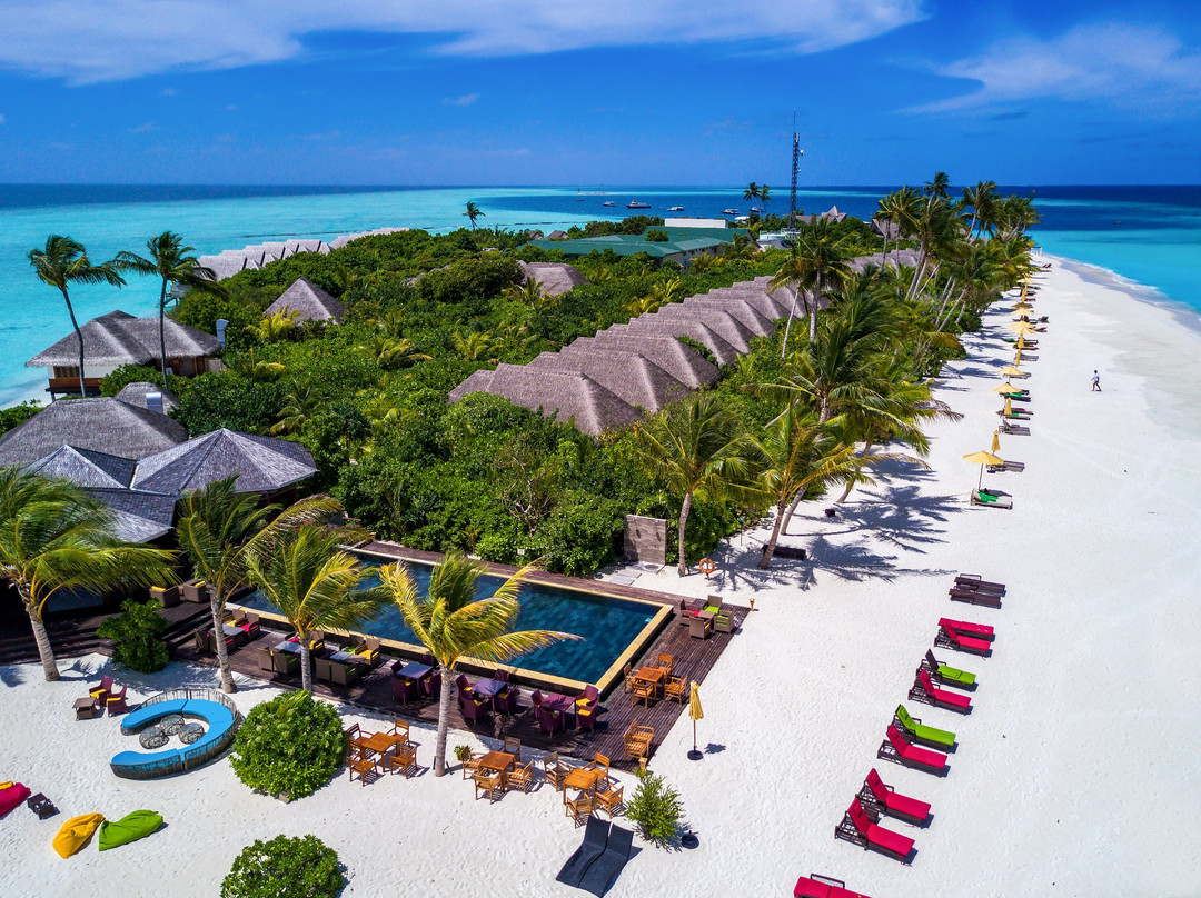 迪古法鲁岛度假酒店主图