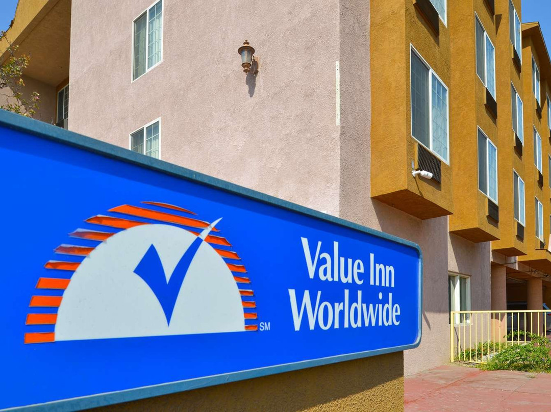 瓦勒世界酒店主图