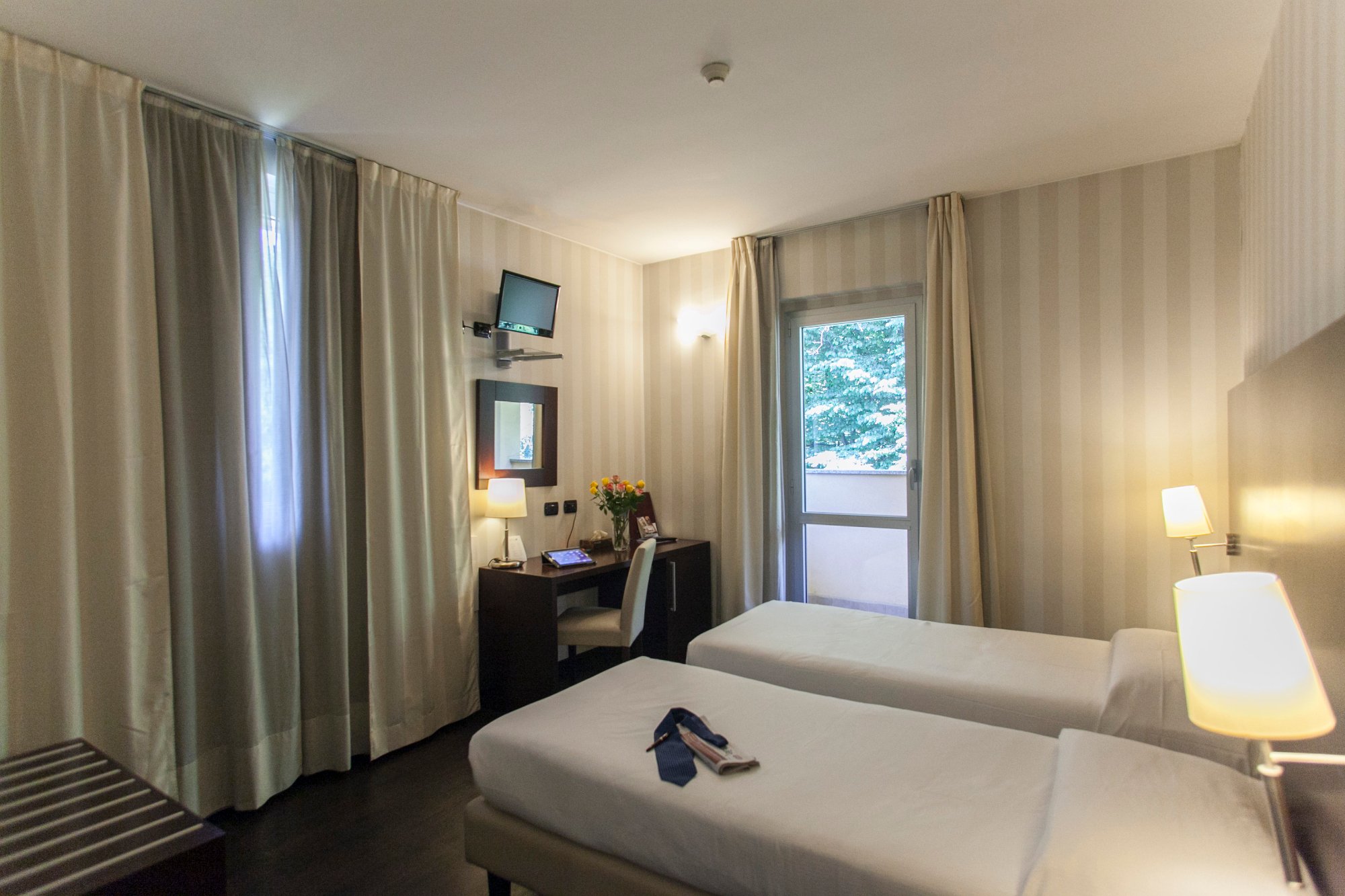 Hotel 2C-官方