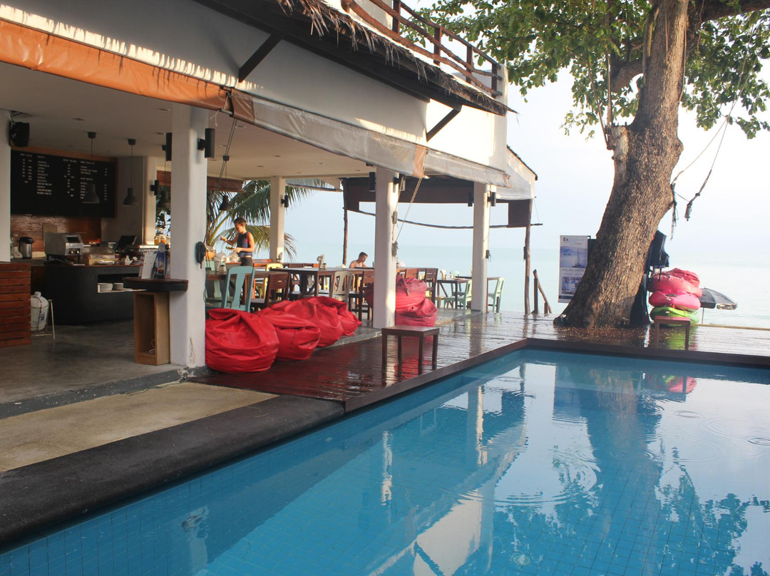 苏梅岛海滩吊床度假酒店