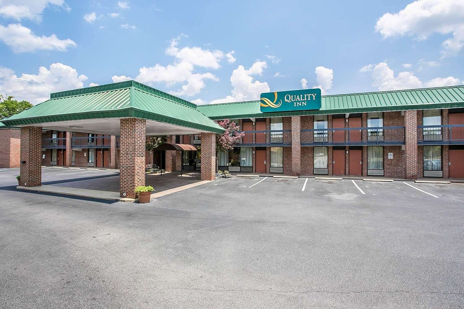 Quality Inn-官方