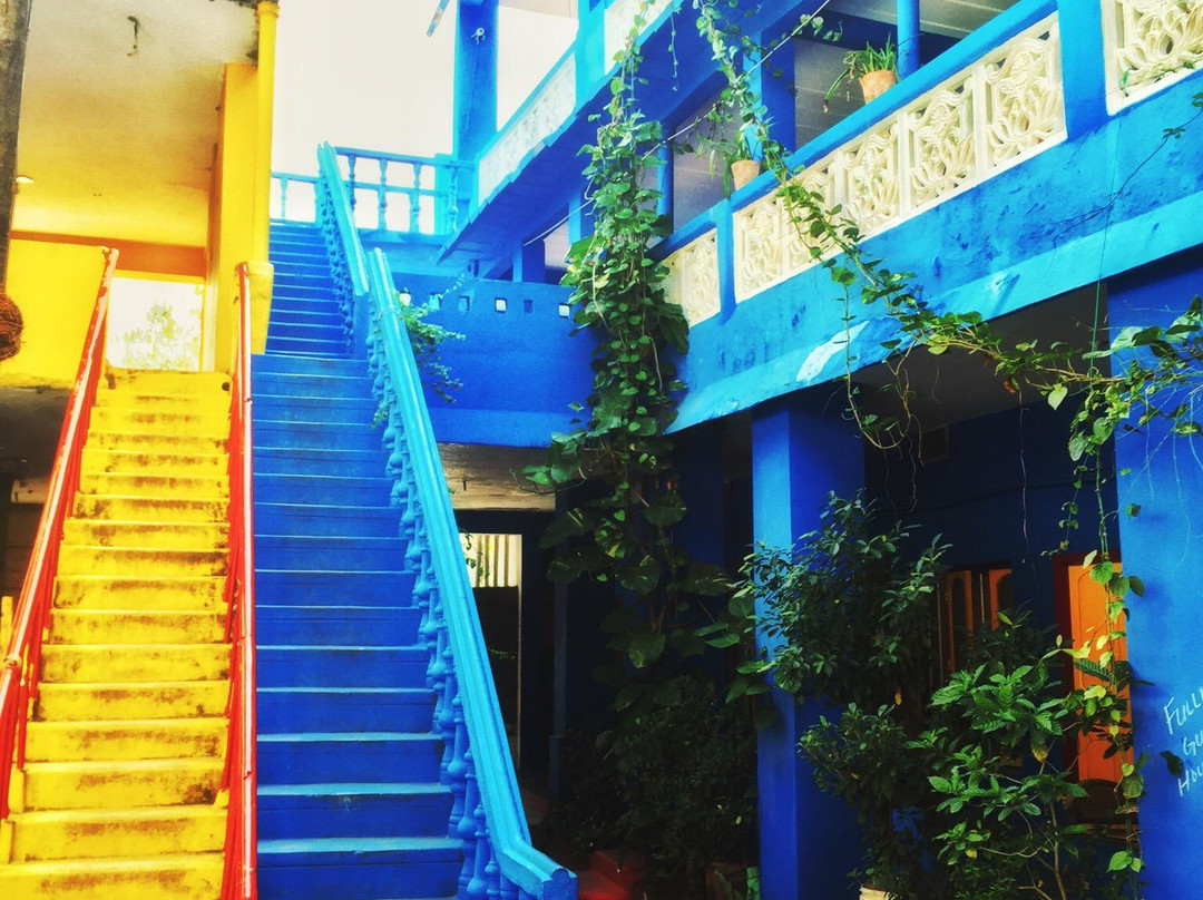 Fullmoon Guest House