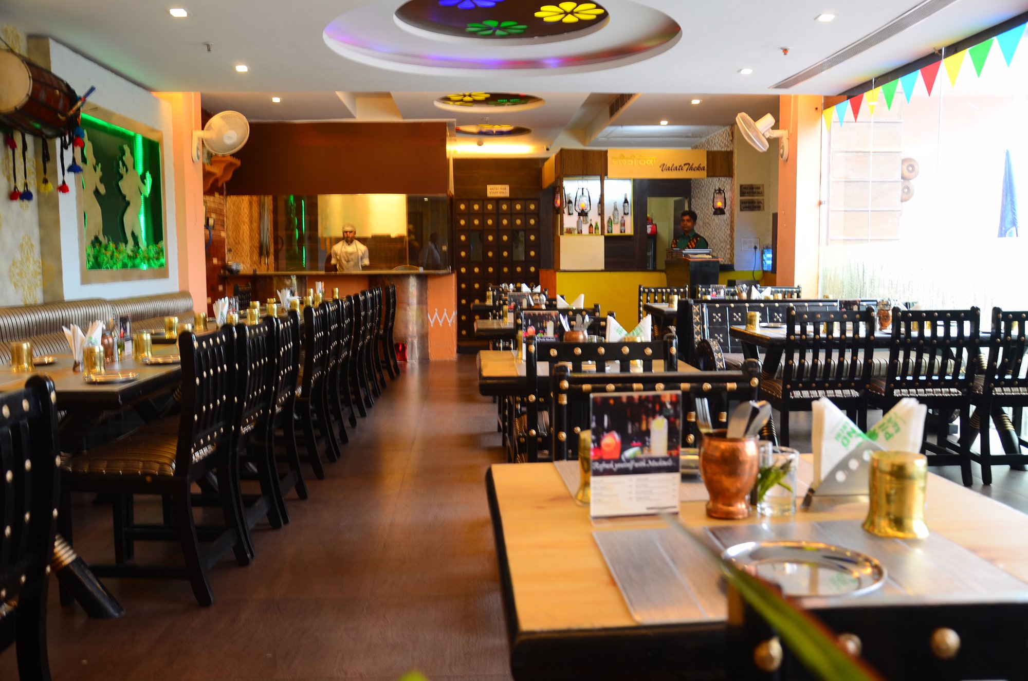 Pind Balluchi-餐饮