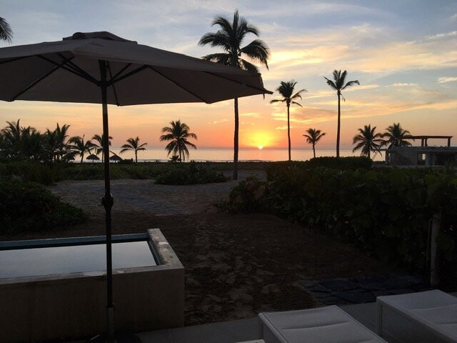 Marea Beachfront Villas主图