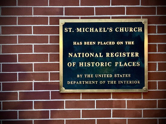 St. Michael's Catholic Church-大福克斯必去景点