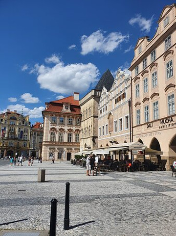 Stone Bell House-布拉格必去景点