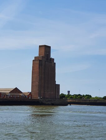 Kingsway Mersey Tunnel Ventilation Tower-Wallasey必去景点