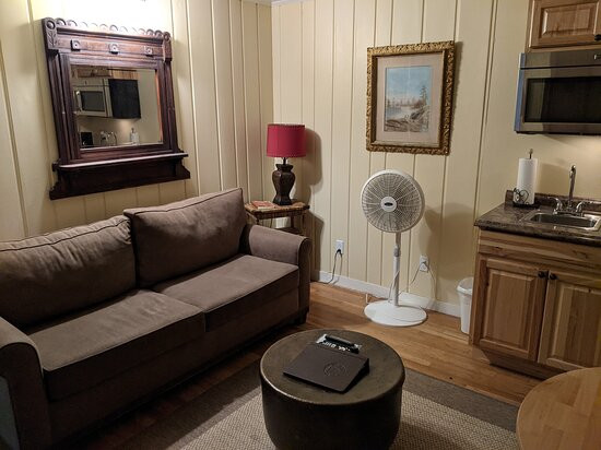 The Gilbert Inn主图