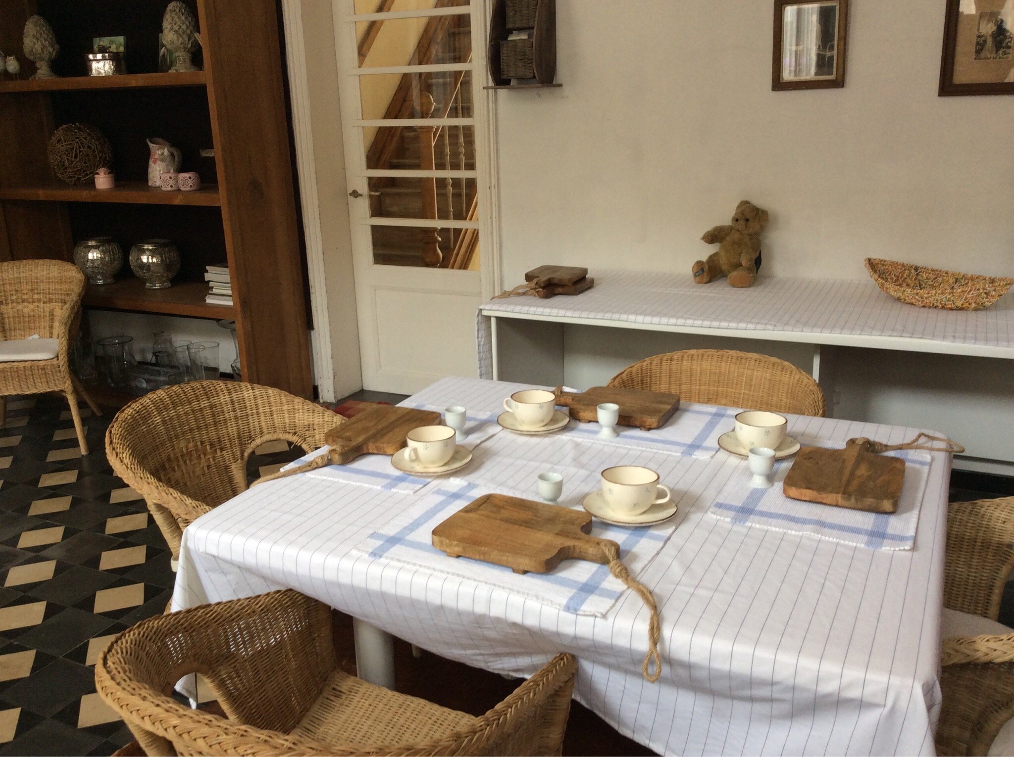 Beaux Temps B&B-官方