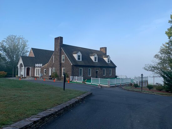 The Manor at Courtland Farm