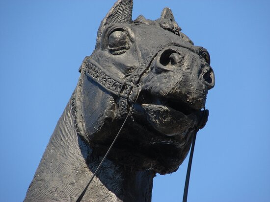 BATTALGAZİ KAVŞAĞI’NA BATTALGAZİ HEYKELİ-Malatya必去景点