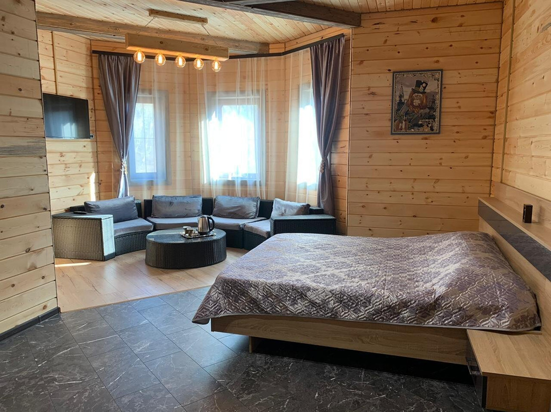 Elis Guest House