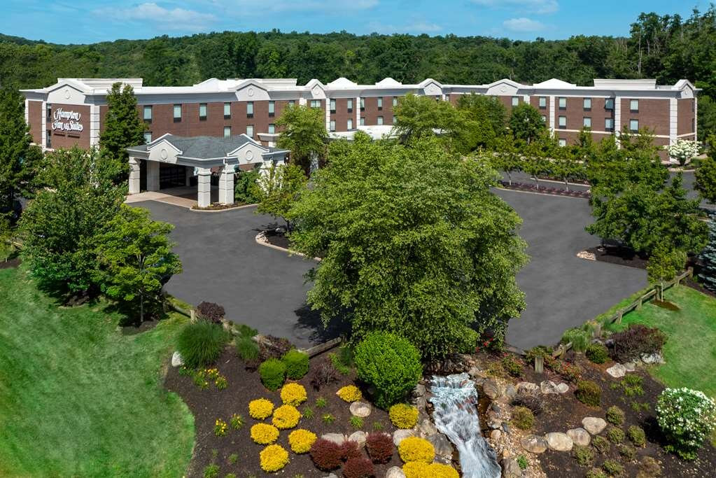 Hampton Inn & Suites Hartford/Farmington主图