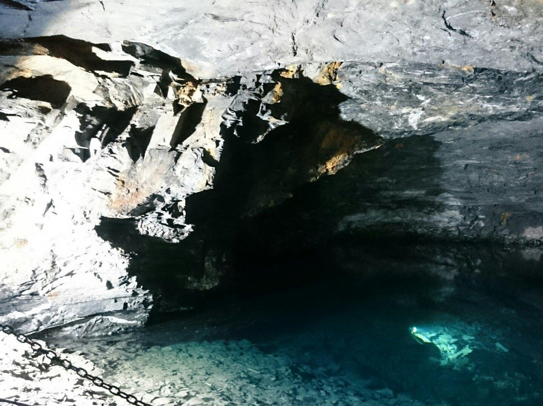 Carnglaze Caverns景点图片