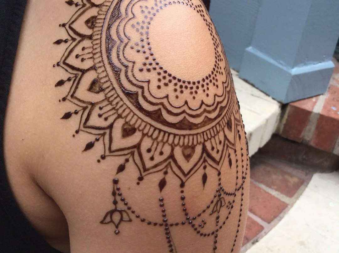 Lahaina Henna Tattoos & Hair Braiding-拉海纳必去景点