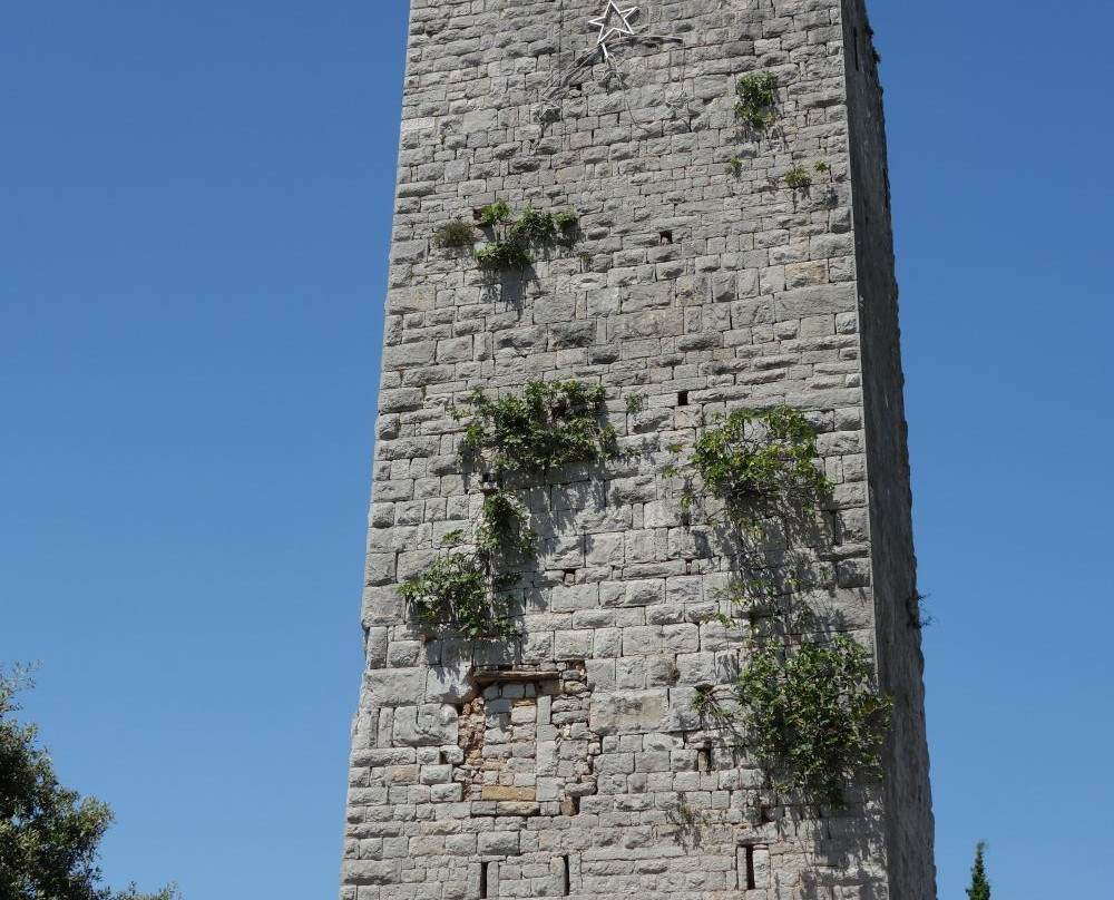 La Tour de Taradelle景点图片
