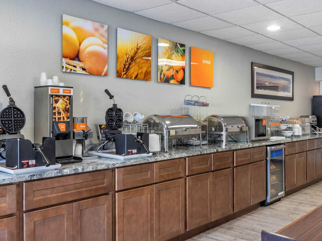 Comfort Suites Southport - Oak Island主图