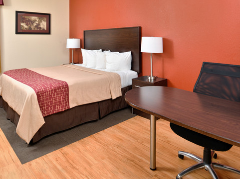Red Roof Inn & Suites Columbus West Broad主图