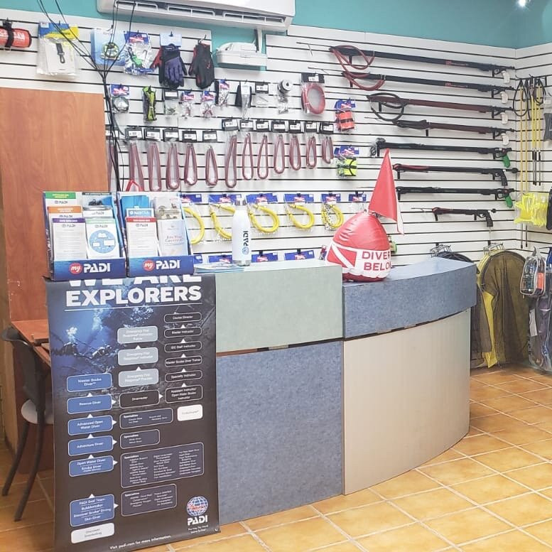 Neptunes Divers PR-Manati必去景点