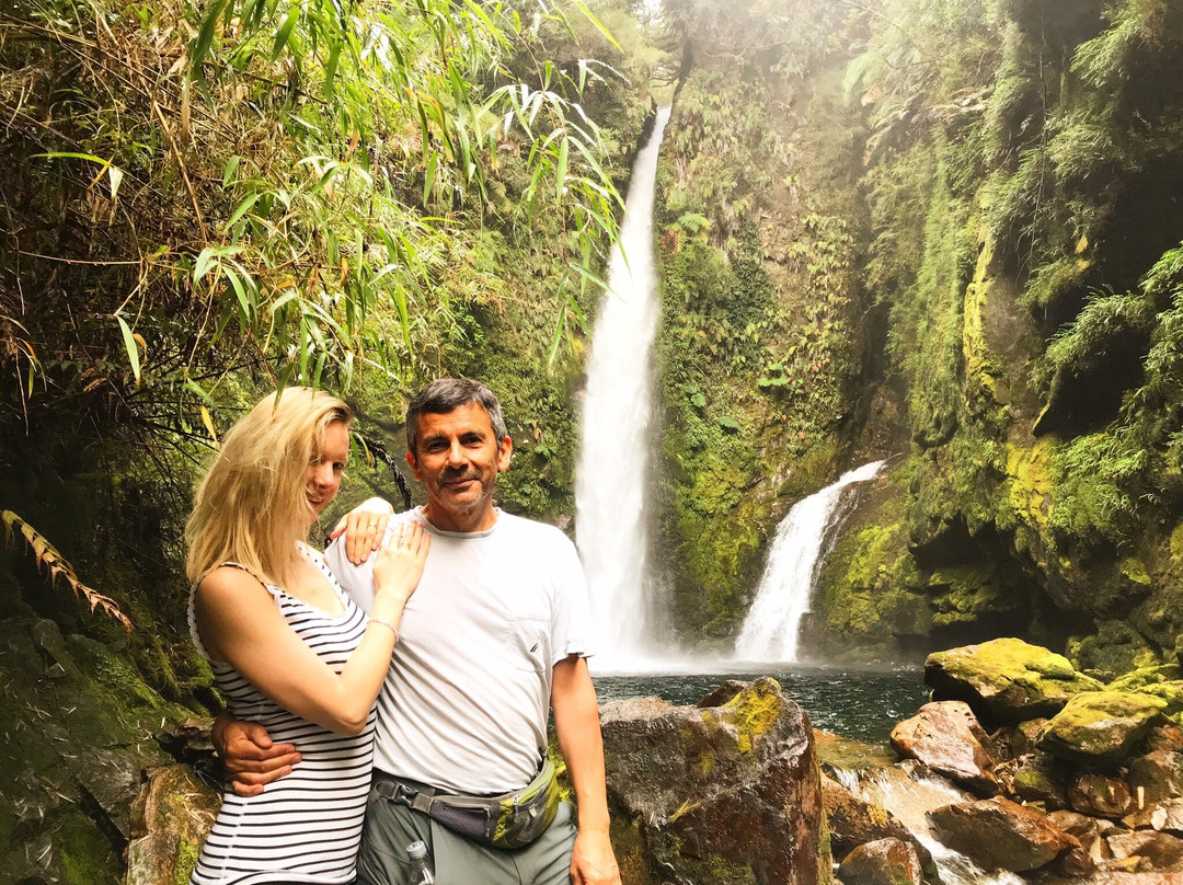 Sendero Cascadas Encondidas-百内国家公园必去景点