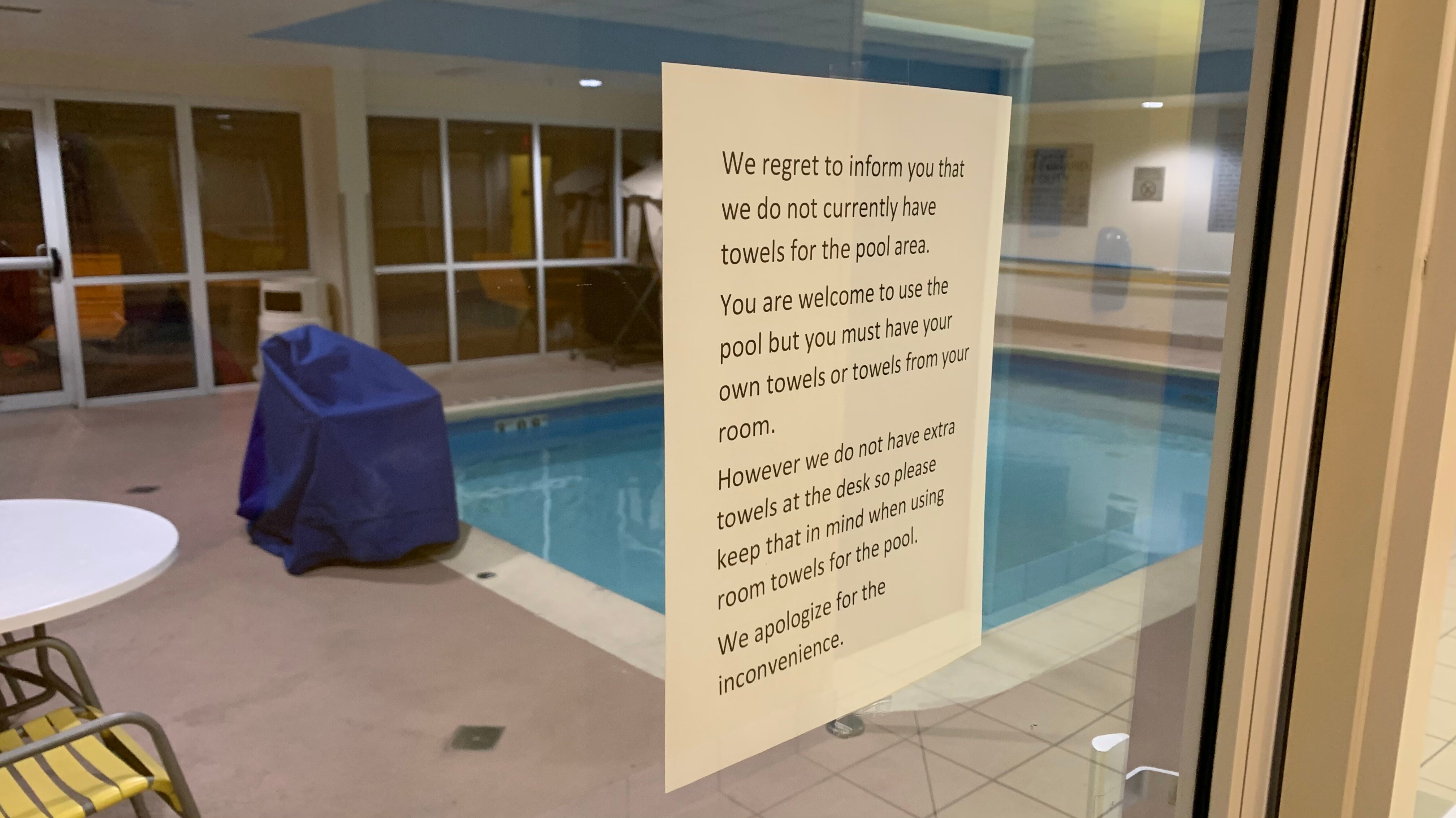 Fairfield Inn Evansville West-泳池