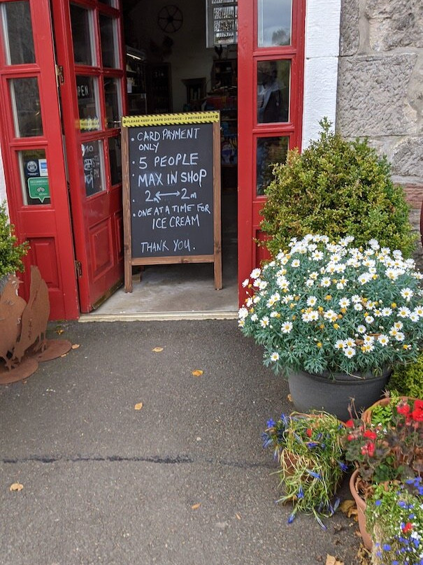 Auchentullich Farm Shop-Arden必去景点