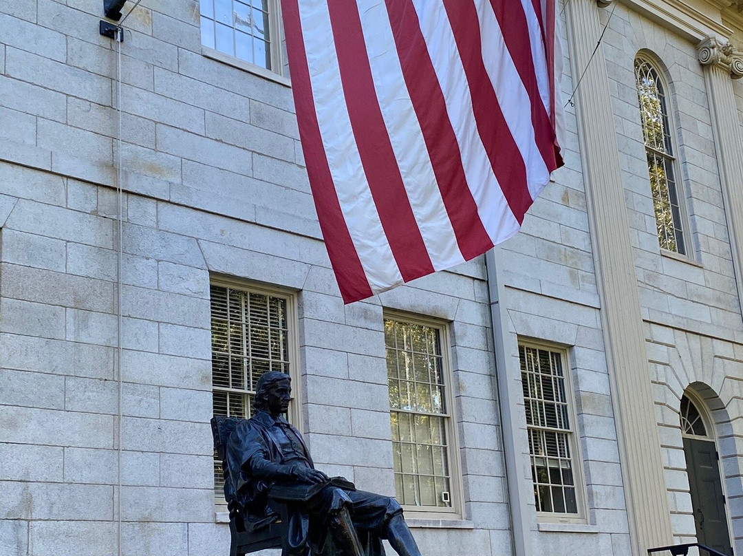 John Harvard Statue景点图片