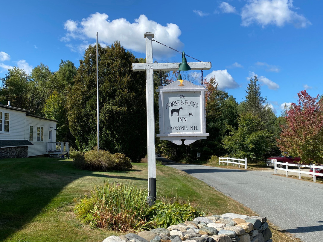 Horse and Hound Inn主图