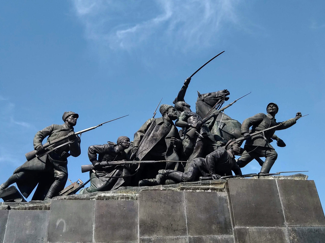 Chapaev monument景点图片