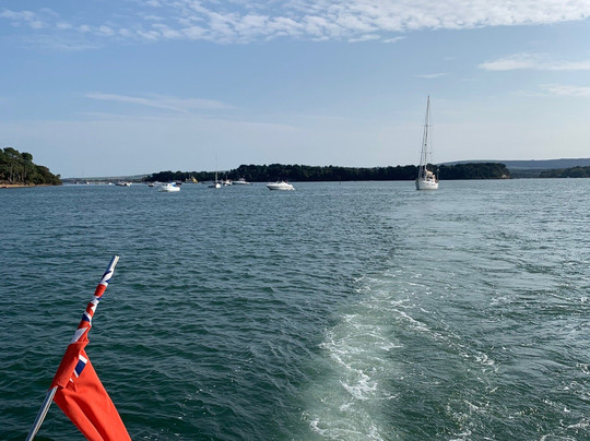 Superhawk Marine-普尔必去景点