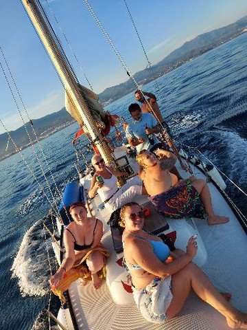 Sailing Wizards-埃斯特波纳必去景点