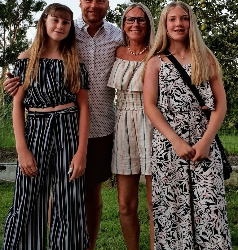 Sunrise Apartments主图