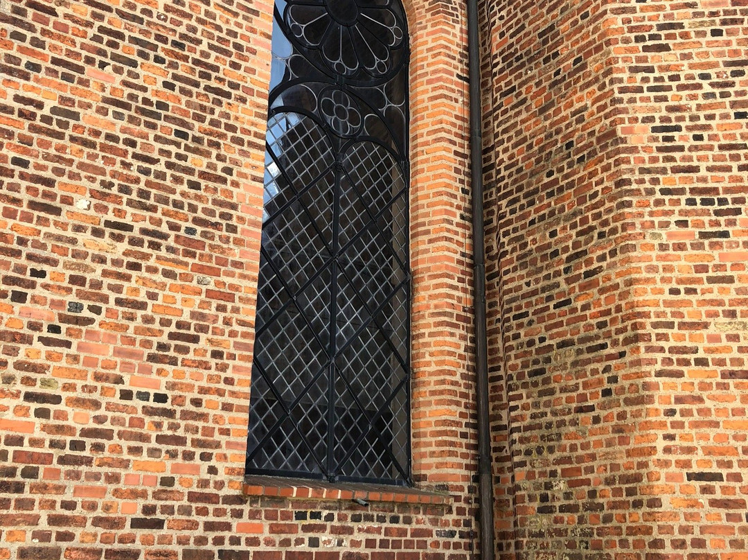Sankta Maria Kyrka-于斯塔德必去景点