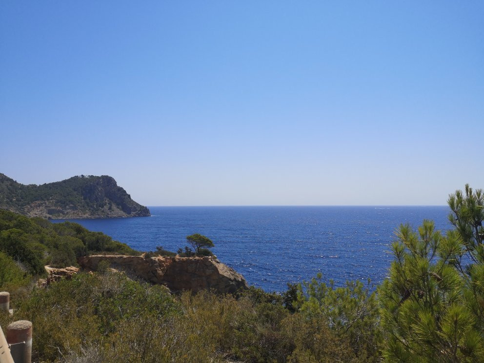 Cala Boix Beach景点图片