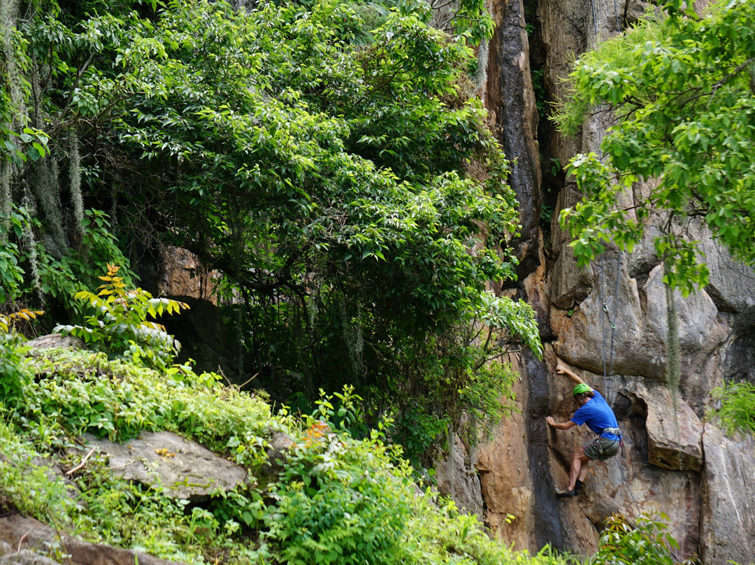 Summum Escalada-巴耶－德布拉沃必去景点