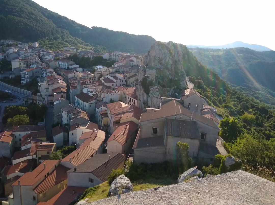 Pietrabbondante Historic Hill Town-Pietrabbondante必去景点