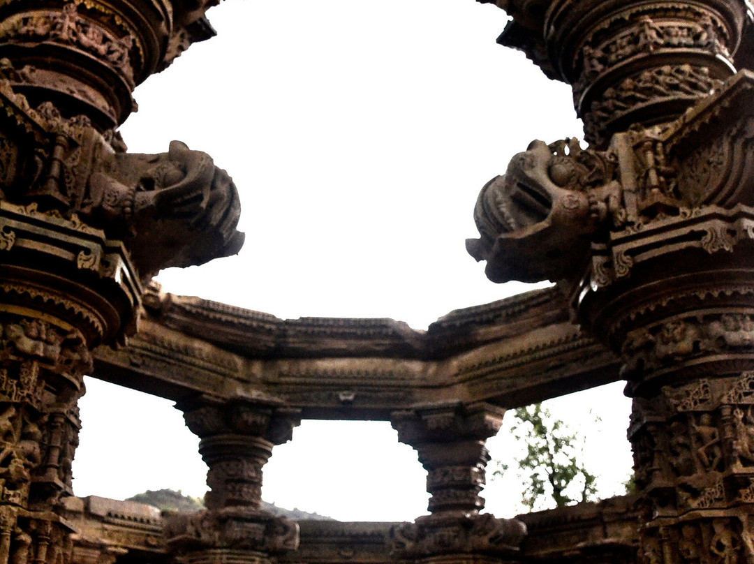 Kiradu Temples景点图片