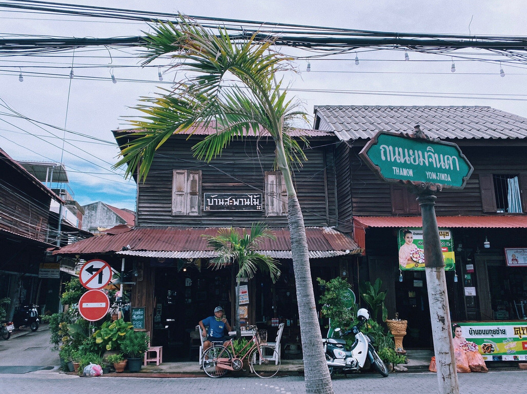 Yom Jinda Road (Old Town Rayong)景点图片