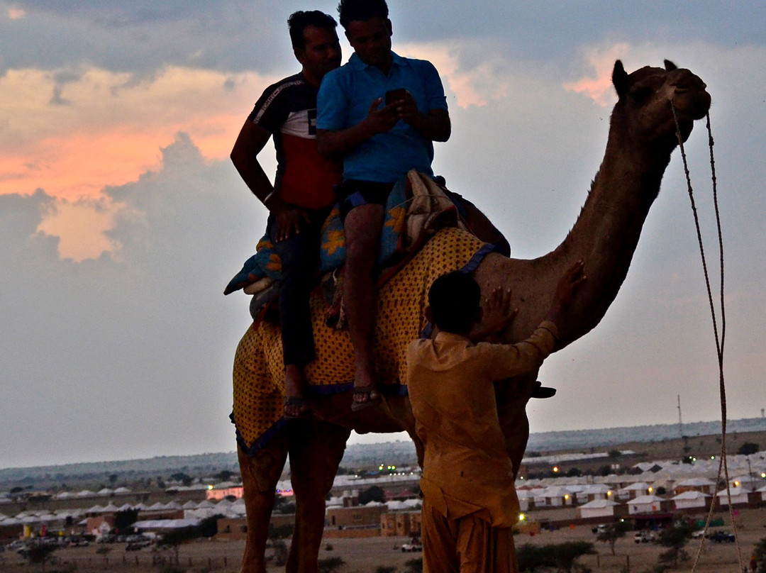 Sam Sand Dunes-Kanoi必去景点