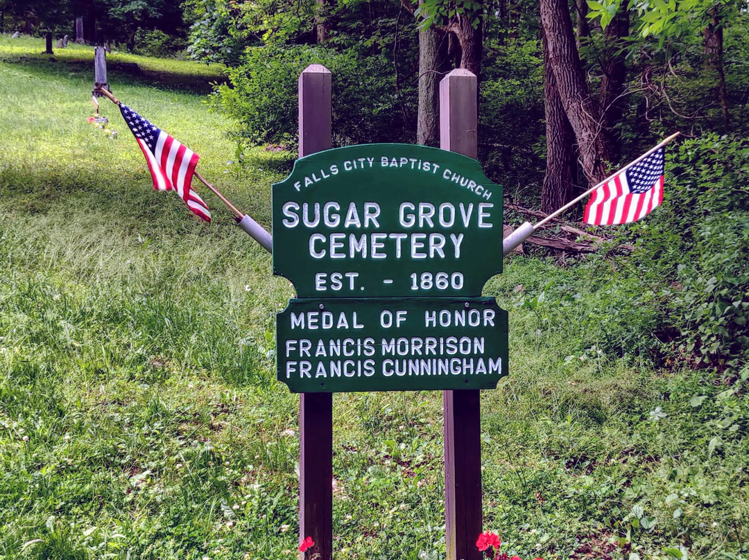 Sugar Grove Cemetery-Mill Run必去景点