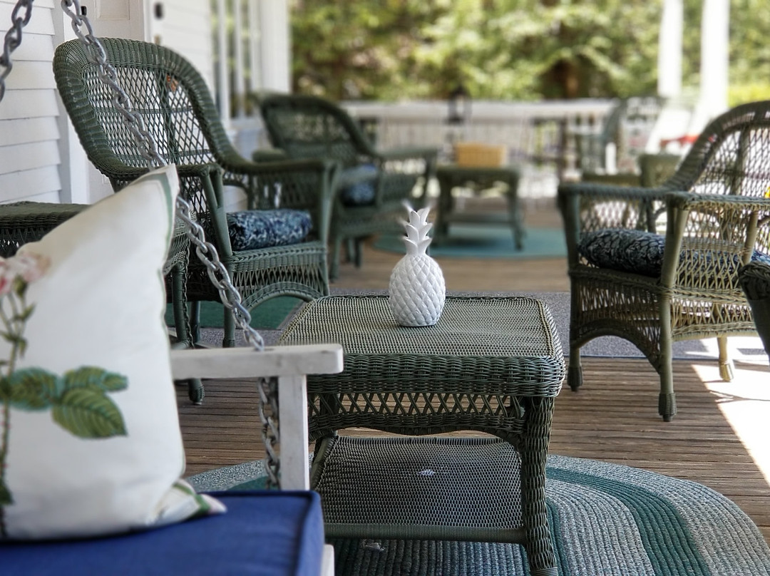 Timbercliffe Cottage Inn主图