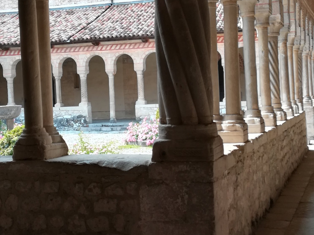 Abbazia Cistercense Santa Maria di Follina-Follina必去景点