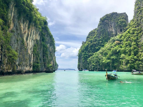 Jbm Travel-芭东海滩必去景点