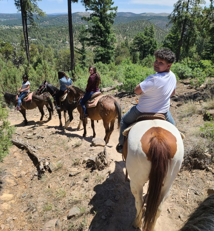 Grindstone Stables-鲁伊多索必去景点
