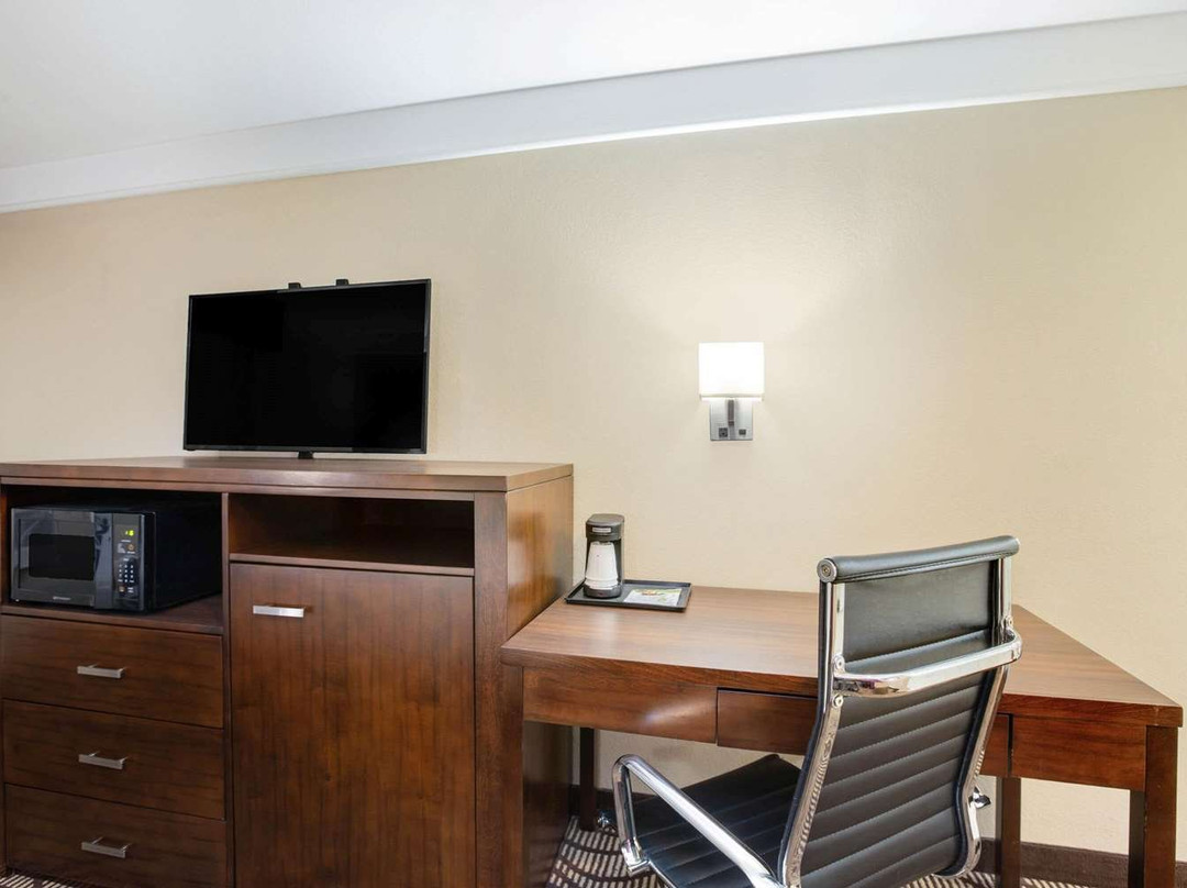 赫斯珀里亚维克托维尔拉金塔旅馆&套房酒店主图