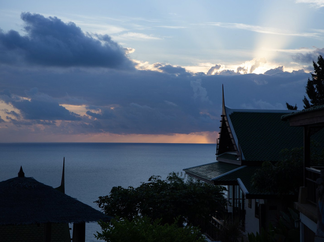 檀香木豪华别墅主图