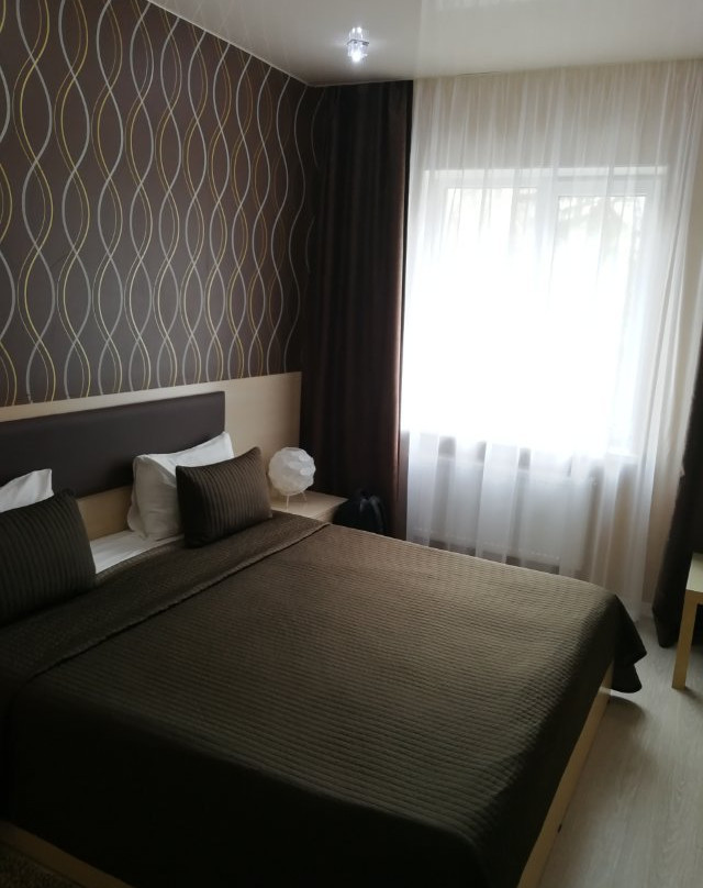 Victoria Plaza Hotel主图