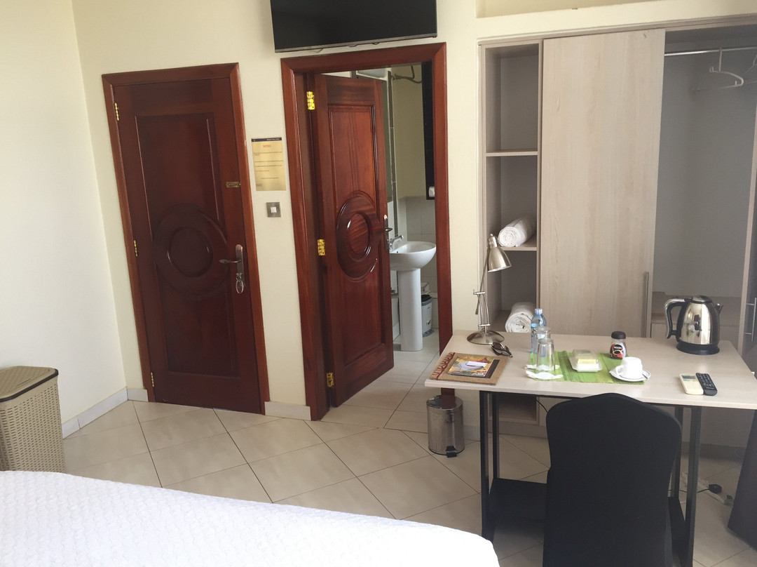 Airport View Hotel主图