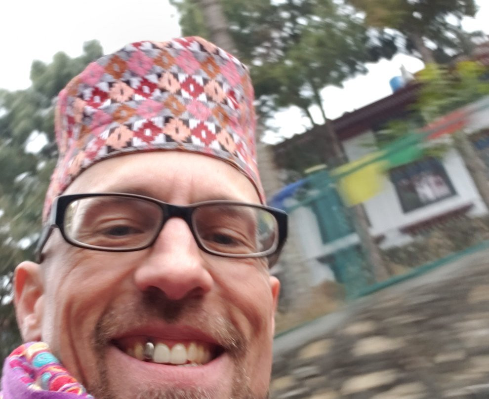 The White Monastery Rd-加德满都必去景点