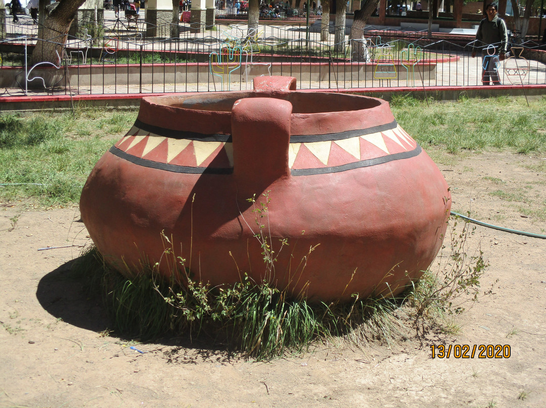 Plaza Eugenio Tello-Abra Pampa必去景点